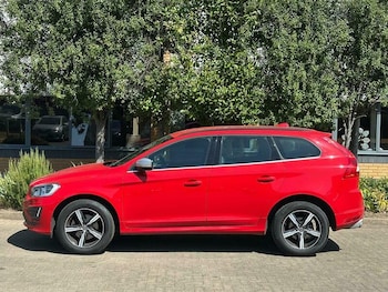 Used Volvo XC60 2017 for sale - 79551365: Photo