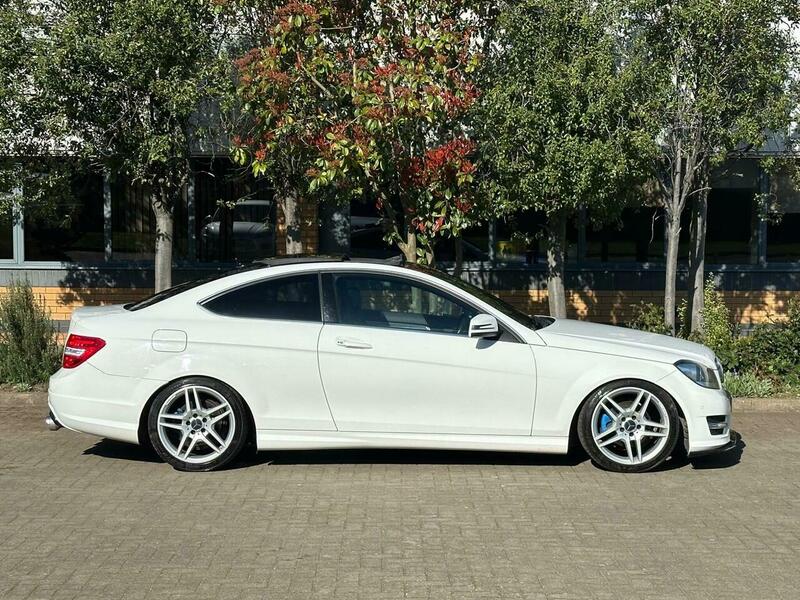 Used Mercedes-Benz C Class 2014 for sale - 77953649: Photo 3