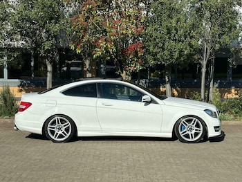 Used Mercedes-Benz C Class 2014 for sale - 77953649: Photo