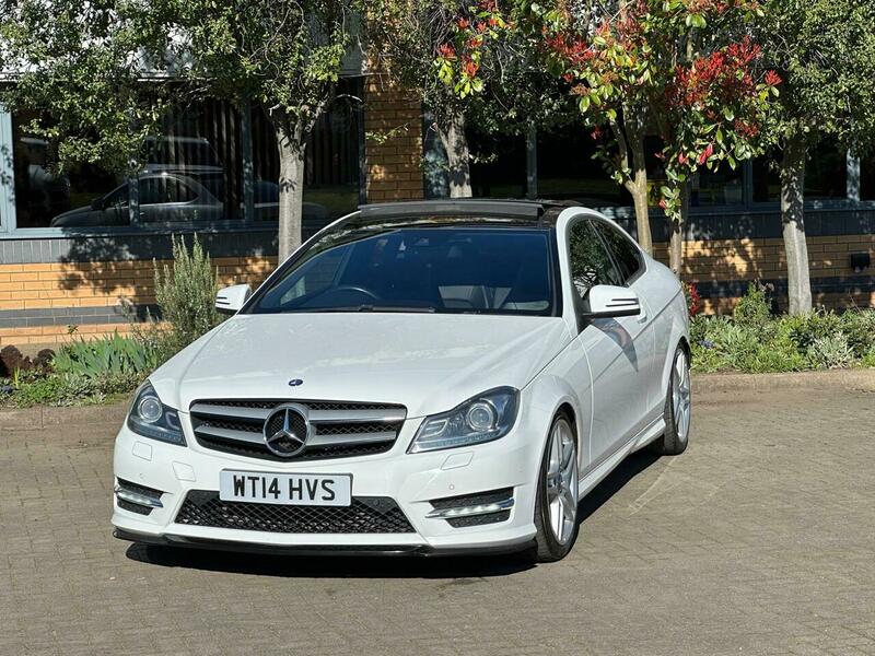 Used Mercedes-Benz C Class 2014 for sale - 77953649: Photo 4