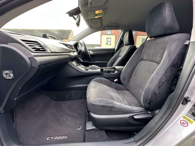 Used Lexus CT 2011 for sale - 76368375: Photo 24