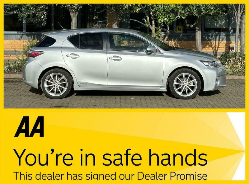 Used Lexus CT 2011 for sale - 76368375: Photo 3