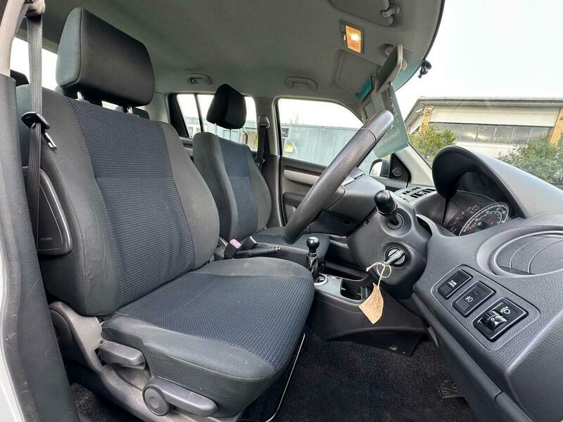 Used Suzuki Swift 2010 for sale - 76510454: Photo 17