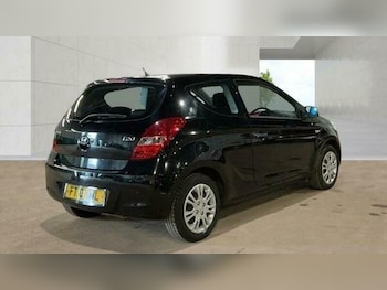 Used Hyundai i20 2010 for sale - 79167540: Photo