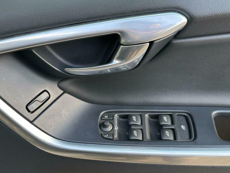 Used Volvo XC60 2015 for sale - 76520886: Photo 27