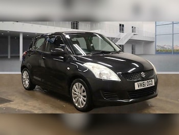 Used Suzuki Swift 2011 for sale - 77990327: Photo