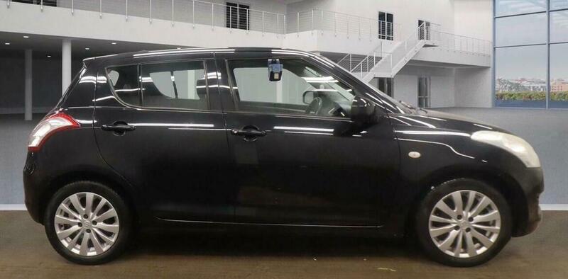 Used Suzuki Swift 2011 for sale - 77990327: Photo 5