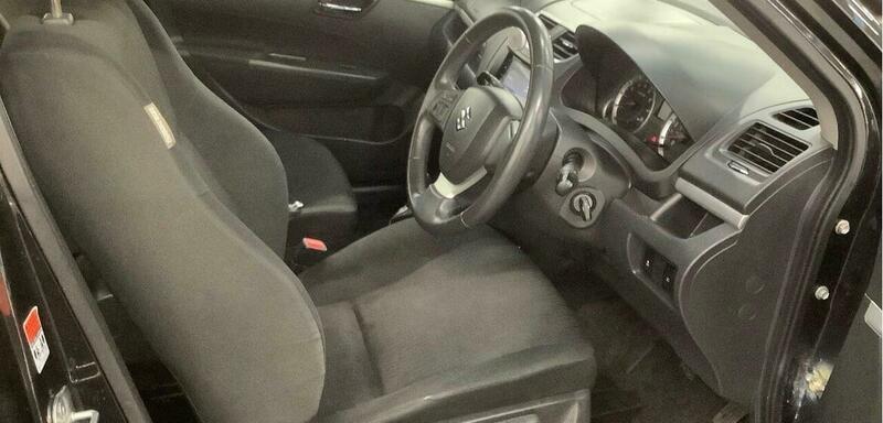 Used Suzuki Swift 2011 for sale - 77990327: Photo 7