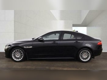 Used Jaguar XE 2017 for sale - 78806975: Photo