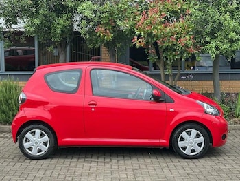 Used Toyota AYGO 2009 for sale - 79487571: Photo