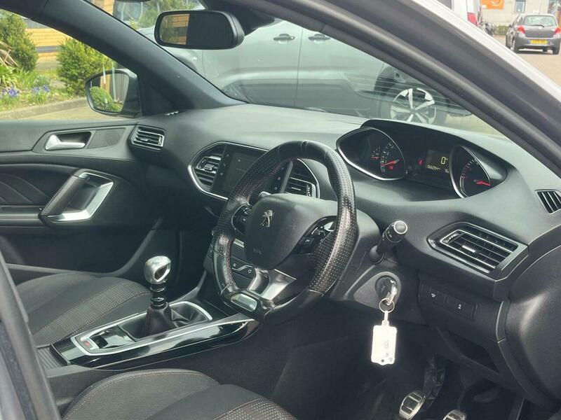 Used Peugeot 308 2019 for sale - 77990270: Photo 8