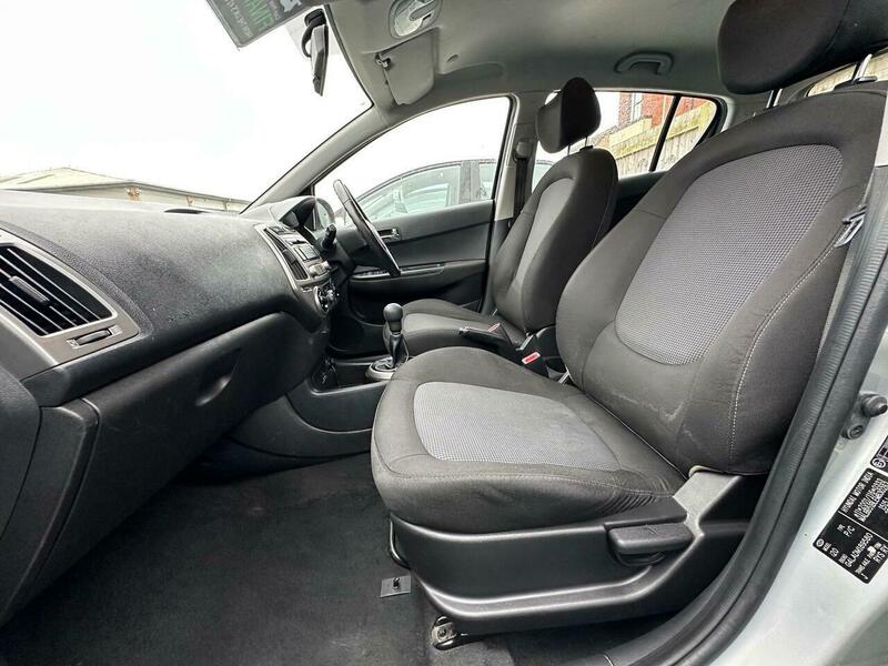 Used Hyundai i20 2014 for sale - 77107312: Photo 19