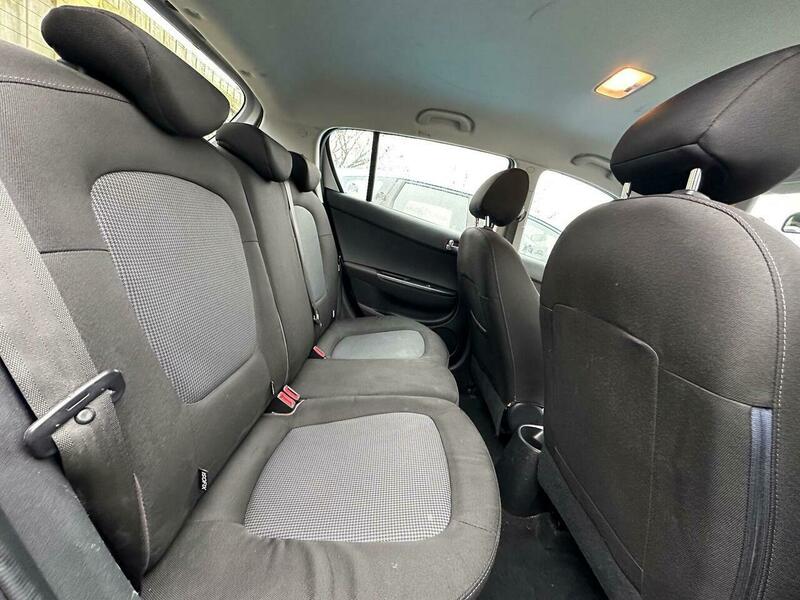 Used Hyundai i20 2014 for sale - 77107312: Photo 21