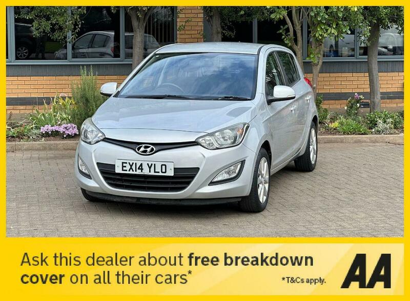 Used Hyundai i20 2014 for sale - 77107312: Photo 4