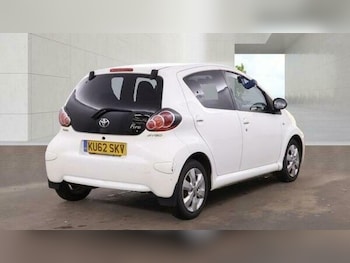 Used Toyota AYGO 2012 for sale - 78598927: Photo