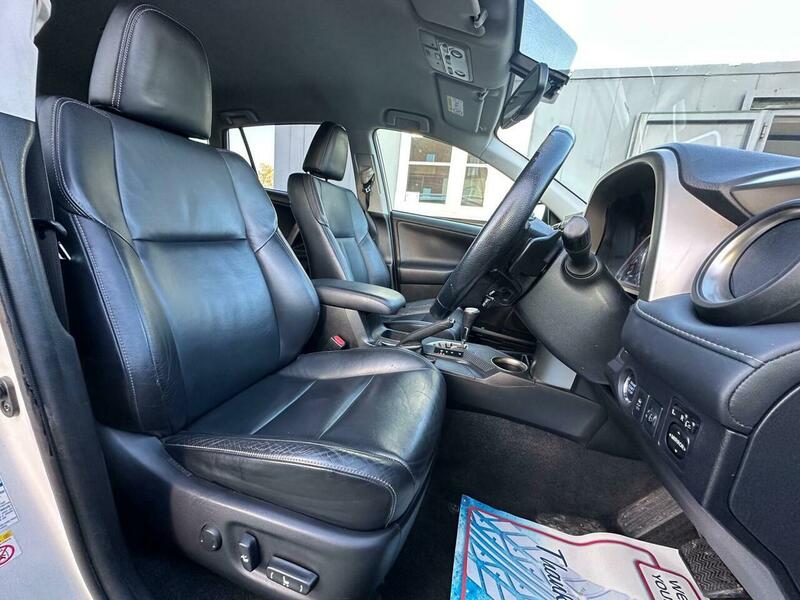 Used Toyota RAV4 2014 for sale - 76547411: Photo 18