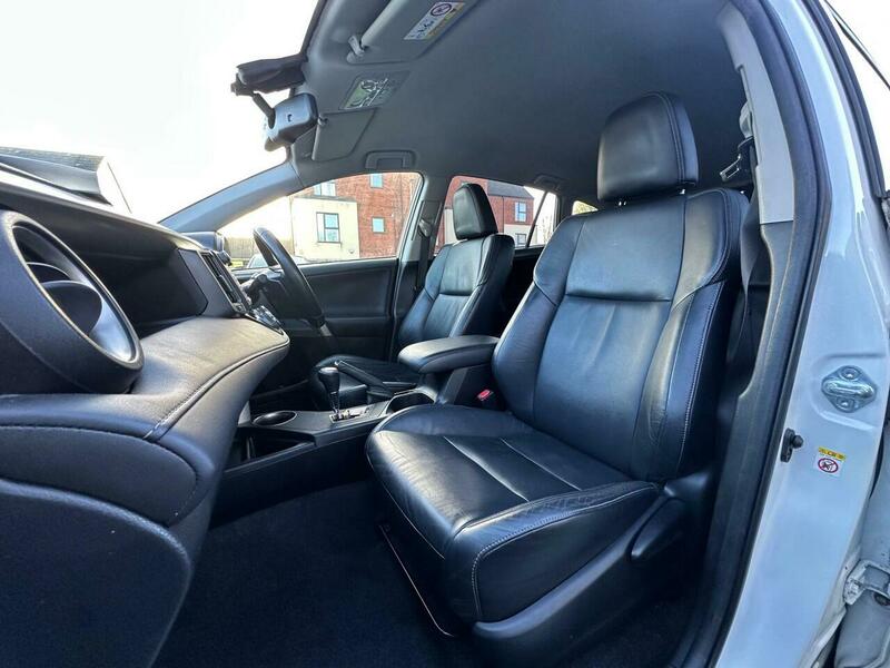 Used Toyota RAV4 2014 for sale - 76547411: Photo 24