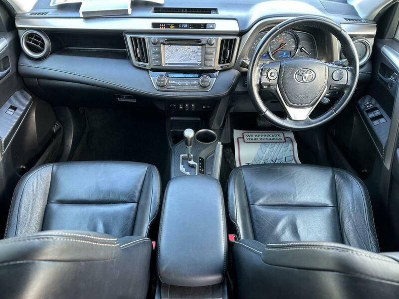 Used Toyota RAV4 2014 for sale - 76547411: Photo 5