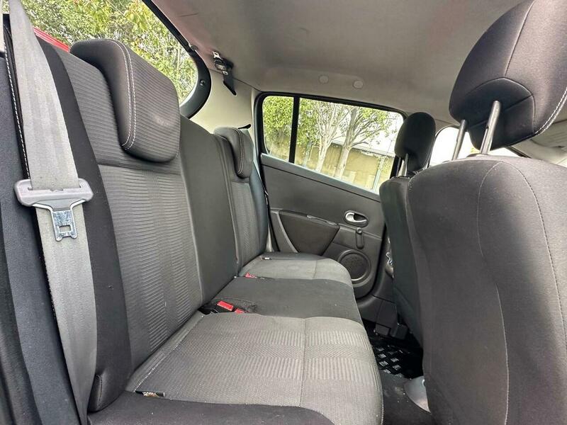 Used Renault Clio 2011 for sale - 77477905: Photo 6