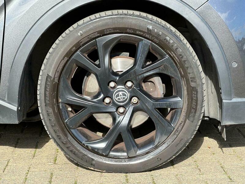 Used Toyota C-HR 2018 for sale - 76119396: Photo 17