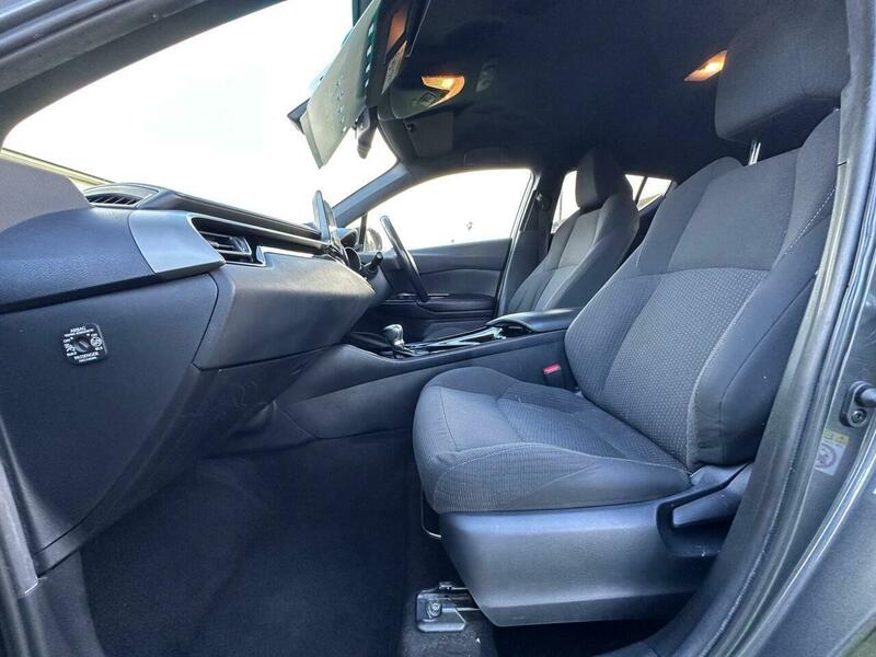 Used Toyota C-HR 2018 for sale - 76119396: Photo 23