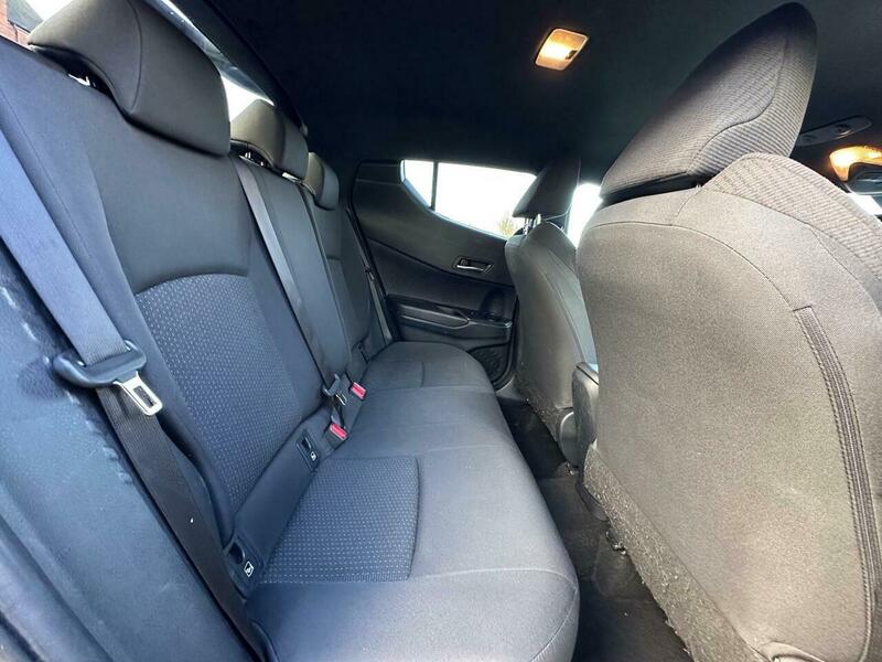 Used Toyota C-HR 2018 for sale - 76119396: Photo 24