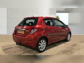 Used Toyota Yaris 2013 for sale - 79058927: Photo