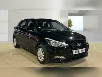 Used Hyundai i20 2017 for sale - 79058926: Photo