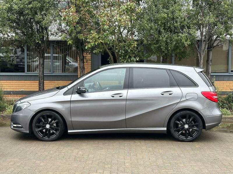 Used Mercedes-Benz B Class 2015 for sale - 77494434: Photo 2