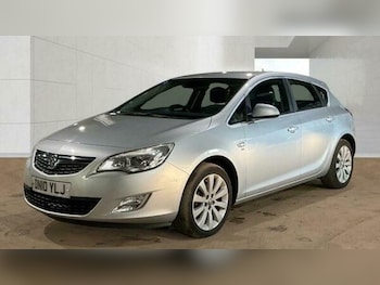 Used Vauxhall Astra 2010 for sale - 79385667: Photo
