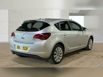 Used Vauxhall Astra 2010 for sale - 79385667: Photo