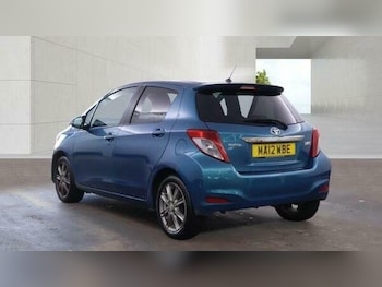 Used Toyota Yaris 2012 for sale - 79551367: Photo