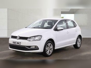 Used Volkswagen Polo 2015 for sale - 79167509: Photo