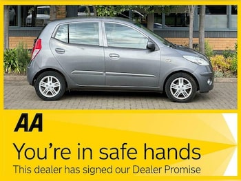 Used Hyundai i10 2010 for sale - 76106425: Photo 3
