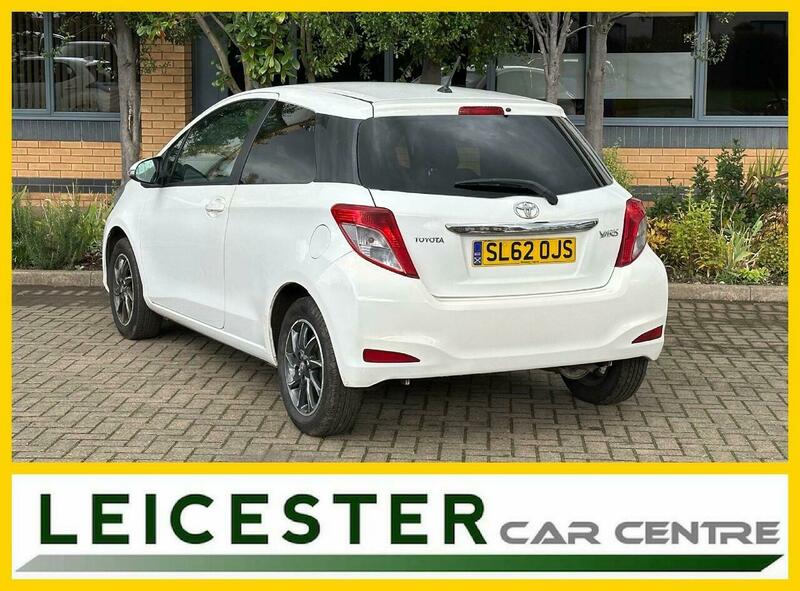 Used Toyota Yaris 2012 for sale - 76346167: Photo 11