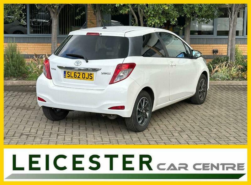 Used Toyota Yaris 2012 for sale - 76346167: Photo 13