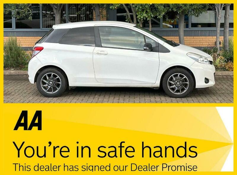 Used Toyota Yaris 2012 for sale - 76346167: Photo 3