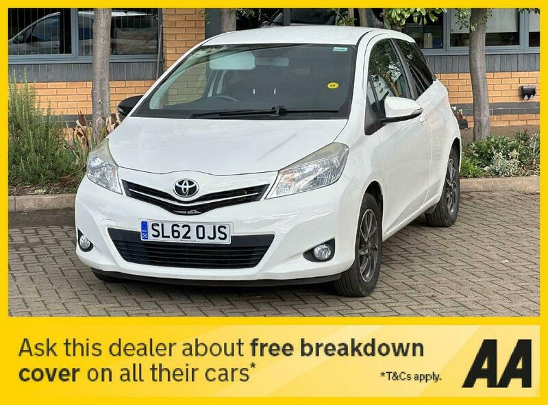 Used Toyota Yaris 2012 for sale - 76346167: Photo 4