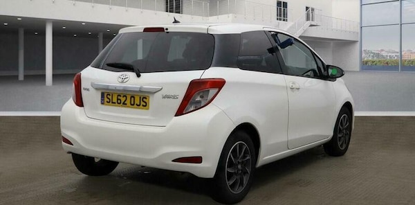 Used Toyota Yaris 2012 for sale - 76346167: Photo 4