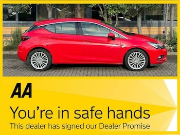 Used Vauxhall Astra 2015 for sale - 76547419: Photo