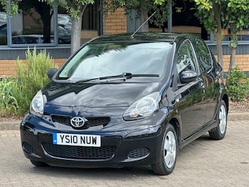 Used Toyota AYGO 2010 for sale - 79547889: Photo