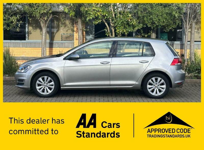 Used Volkswagen Golf 2013 for sale - 76547414: Photo 2