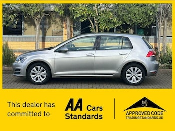 Used Volkswagen Golf 2013 for sale - 76547414: Photo