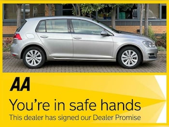 Used Volkswagen Golf 2013 for sale - 76547414: Photo