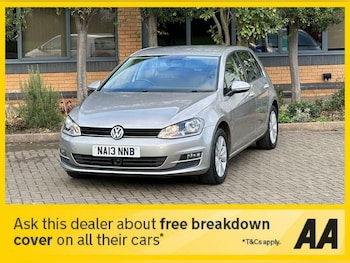 Used Volkswagen Golf 2013 for sale - 76547414: Photo