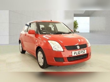 Used Suzuki Swift 2010 for sale - 79010165: Photo