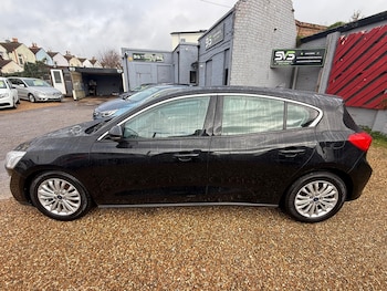 Used Ford Focus 2019 for sale - 79081797: Photo