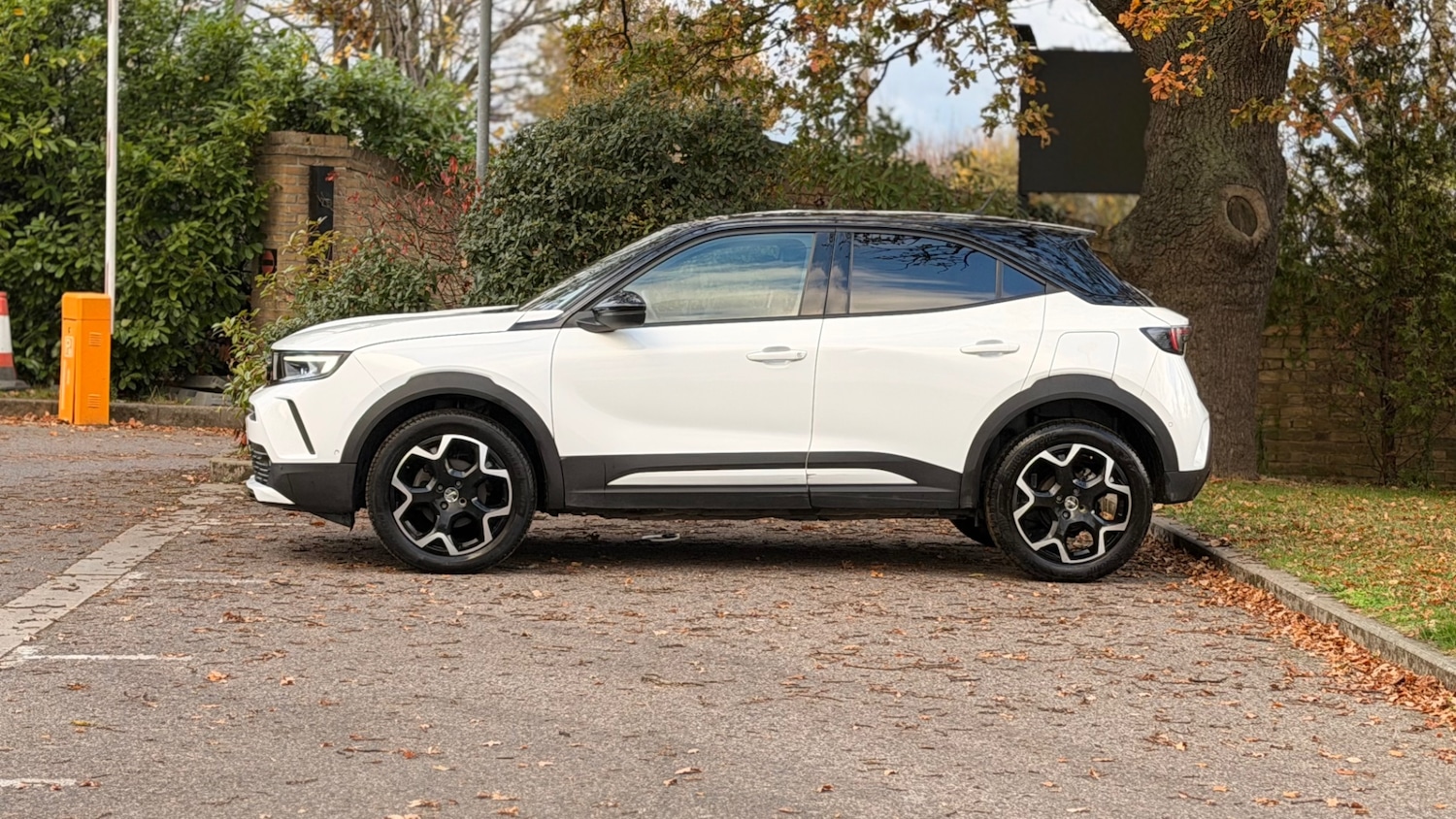 Used Vauxhall Mokka 2023 for sale - 76507343: Photo 2