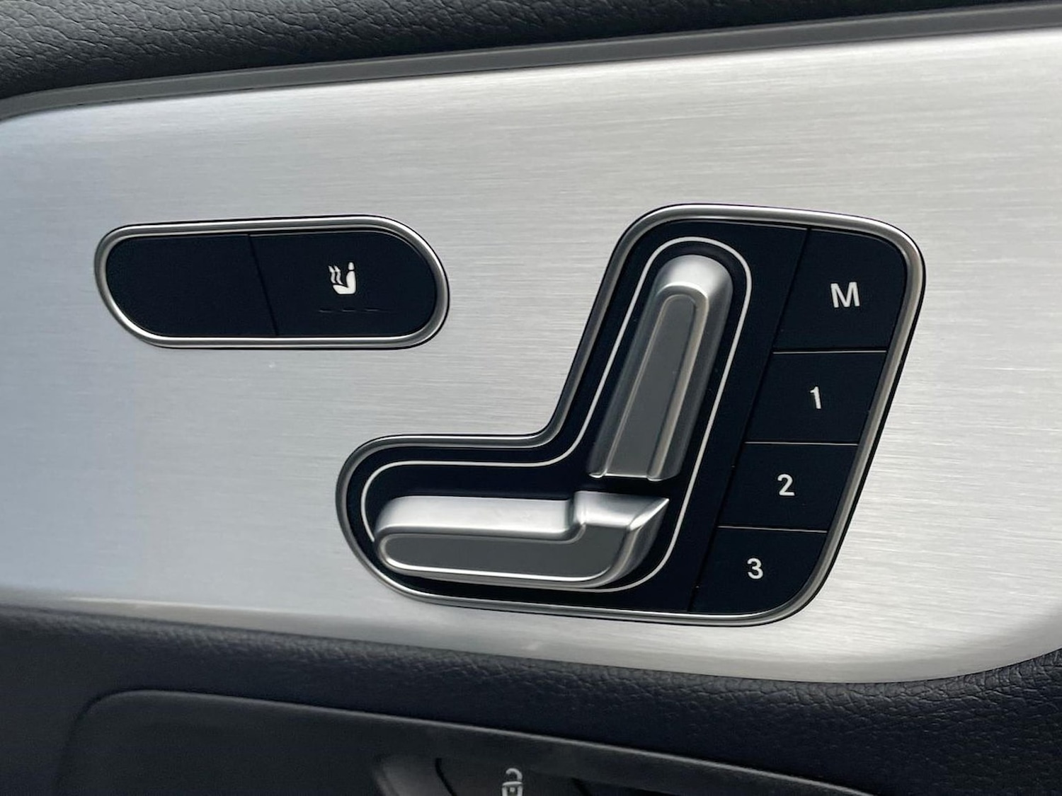 Used Mercedes-Benz GLA 2025 for sale - 77056941: Photo 32