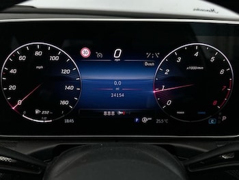 Used Mercedes-Benz C Class 2024 for sale - 76383378: Photo